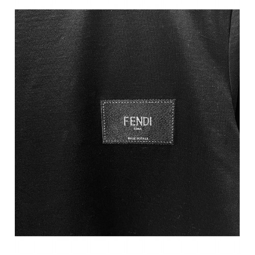 [펜디] FY0894 A9RL F0QA1 라벨 로고 패치 라운드 반팔 티셔츠 블랙 남성 티셔츠 / TEO,FENDI